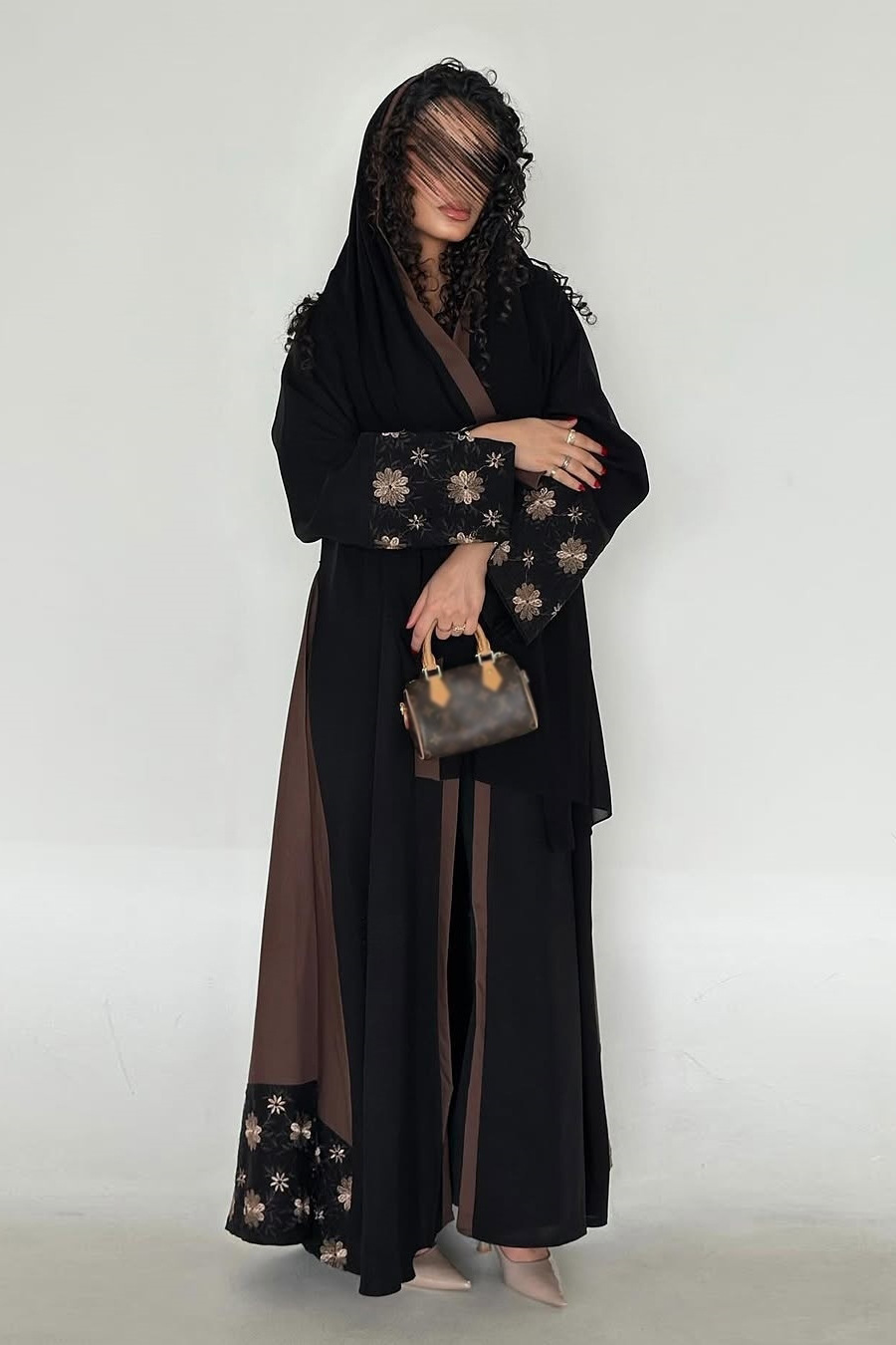 Maha Al Amal - Abaya