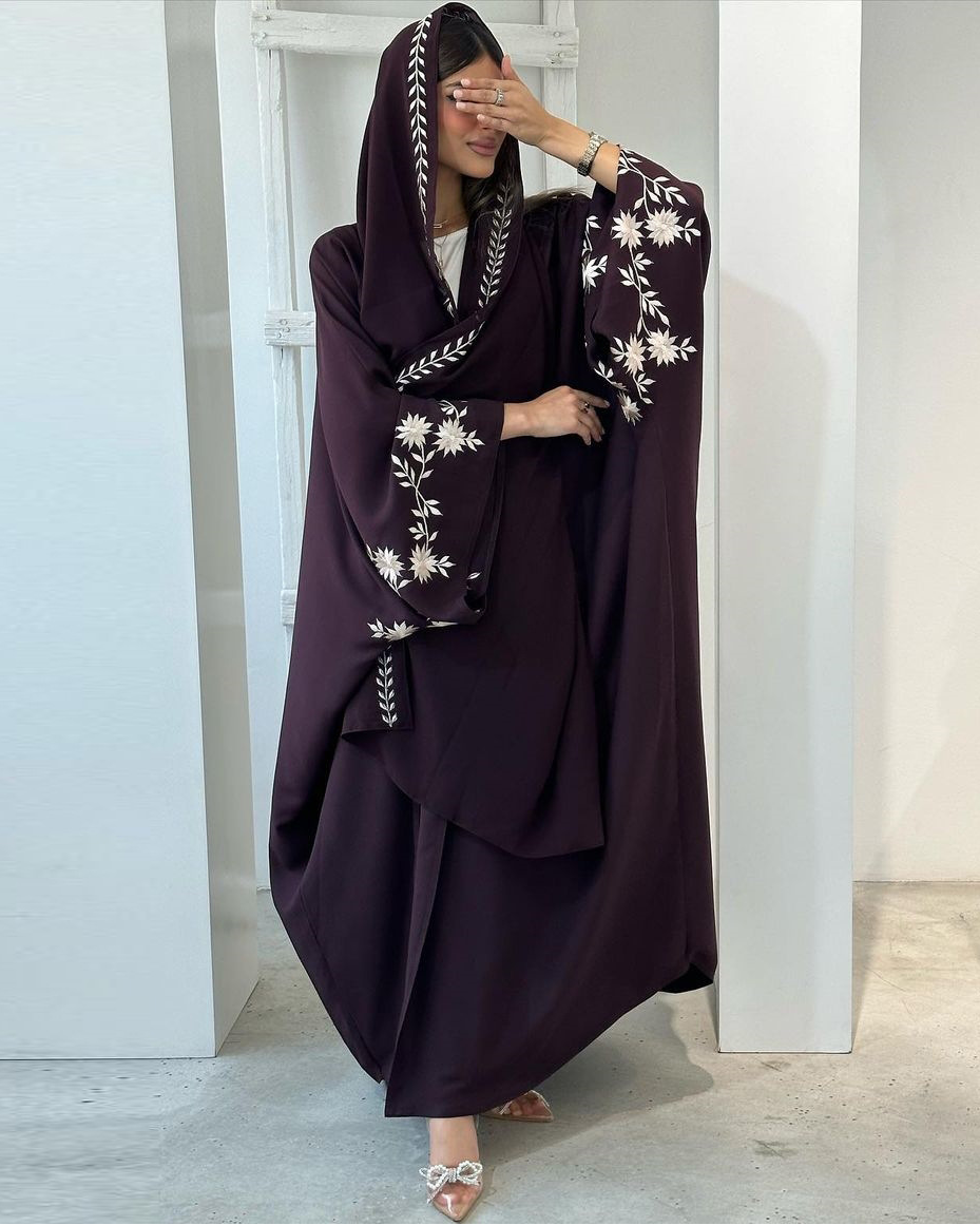 Nura Al Jamal - Abaya With Hijaab