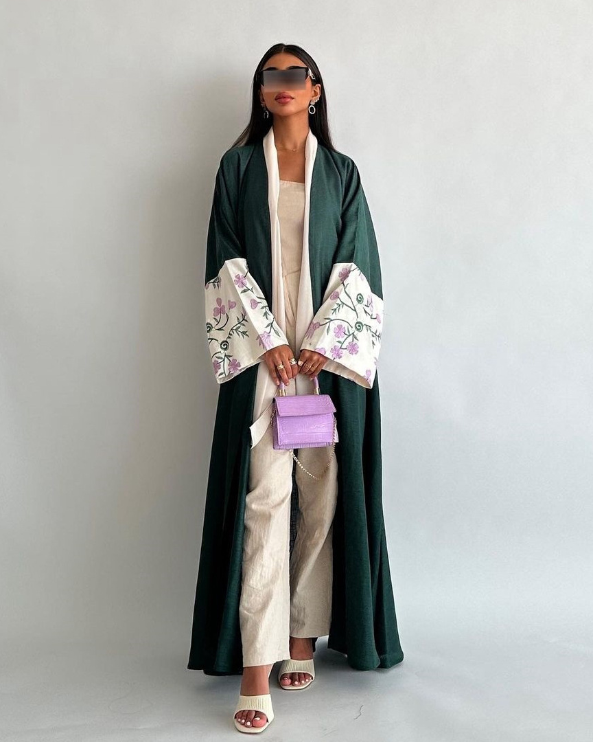 Zaynab Al Abaya - Abaya