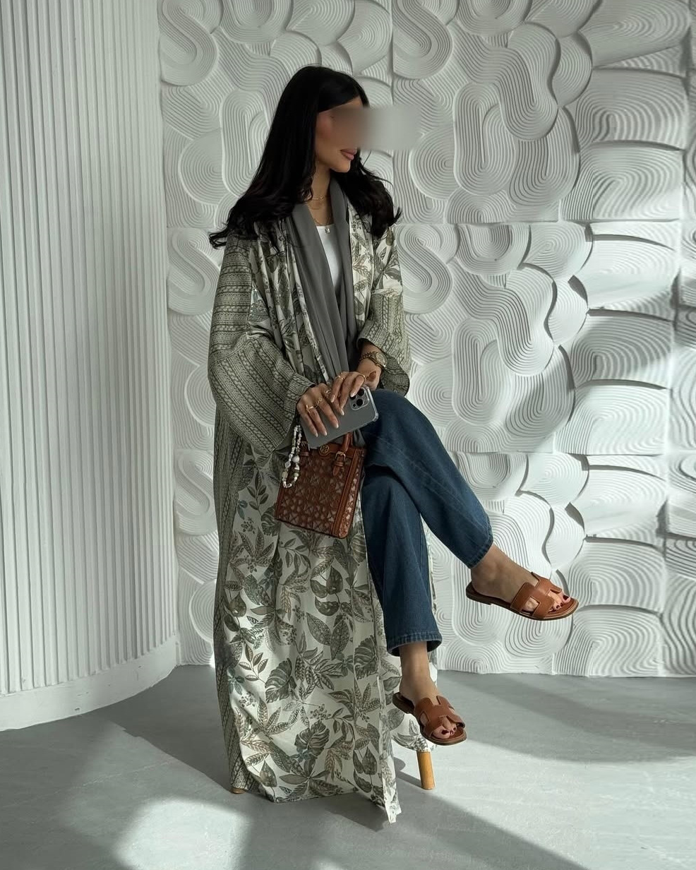 Sana Al Jamal - Abaya