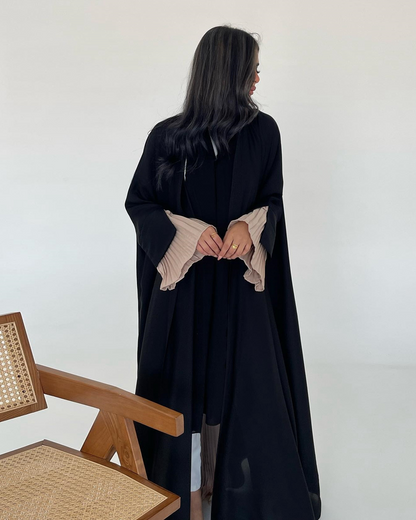 Talia Al Noor - Abaya