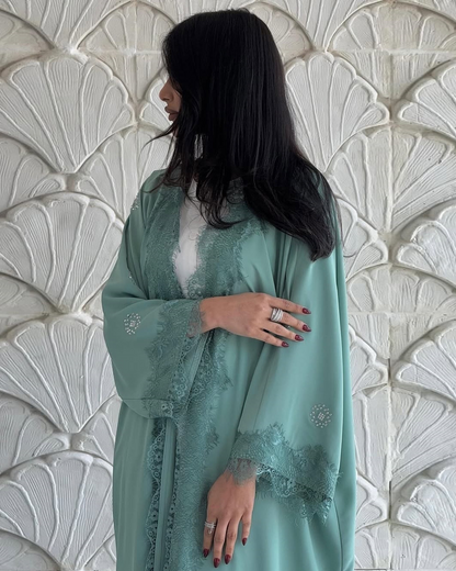 Amina Al Nada - Abaya