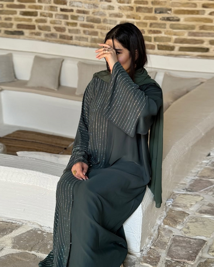 Maha Al Yasmeen - Abaya