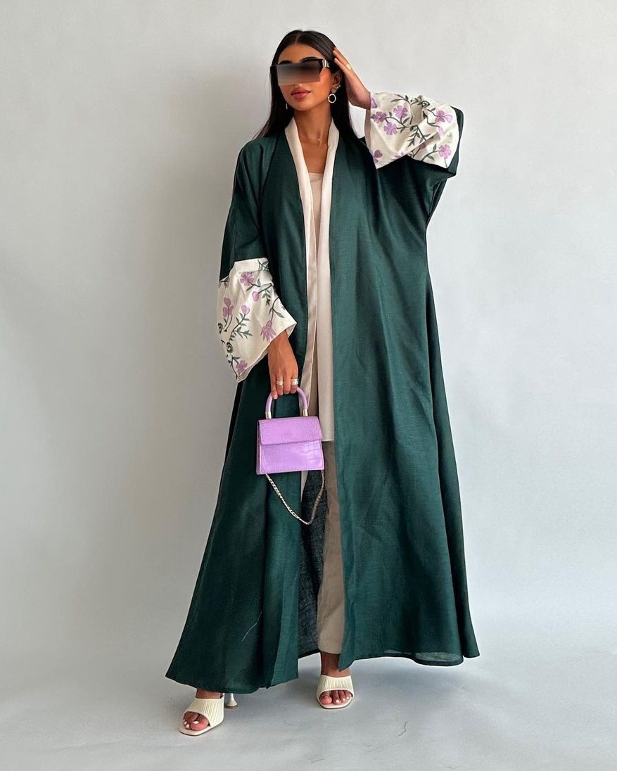 Zaynab Al Abaya - Abaya