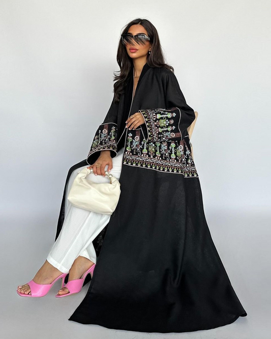 Amira Al Layali - Abaya