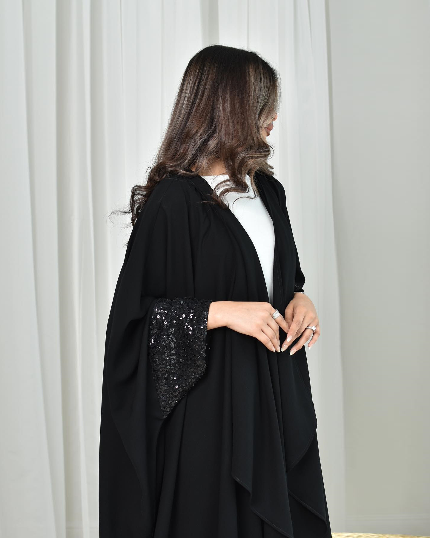 Sahar Al Fajr - Abaya