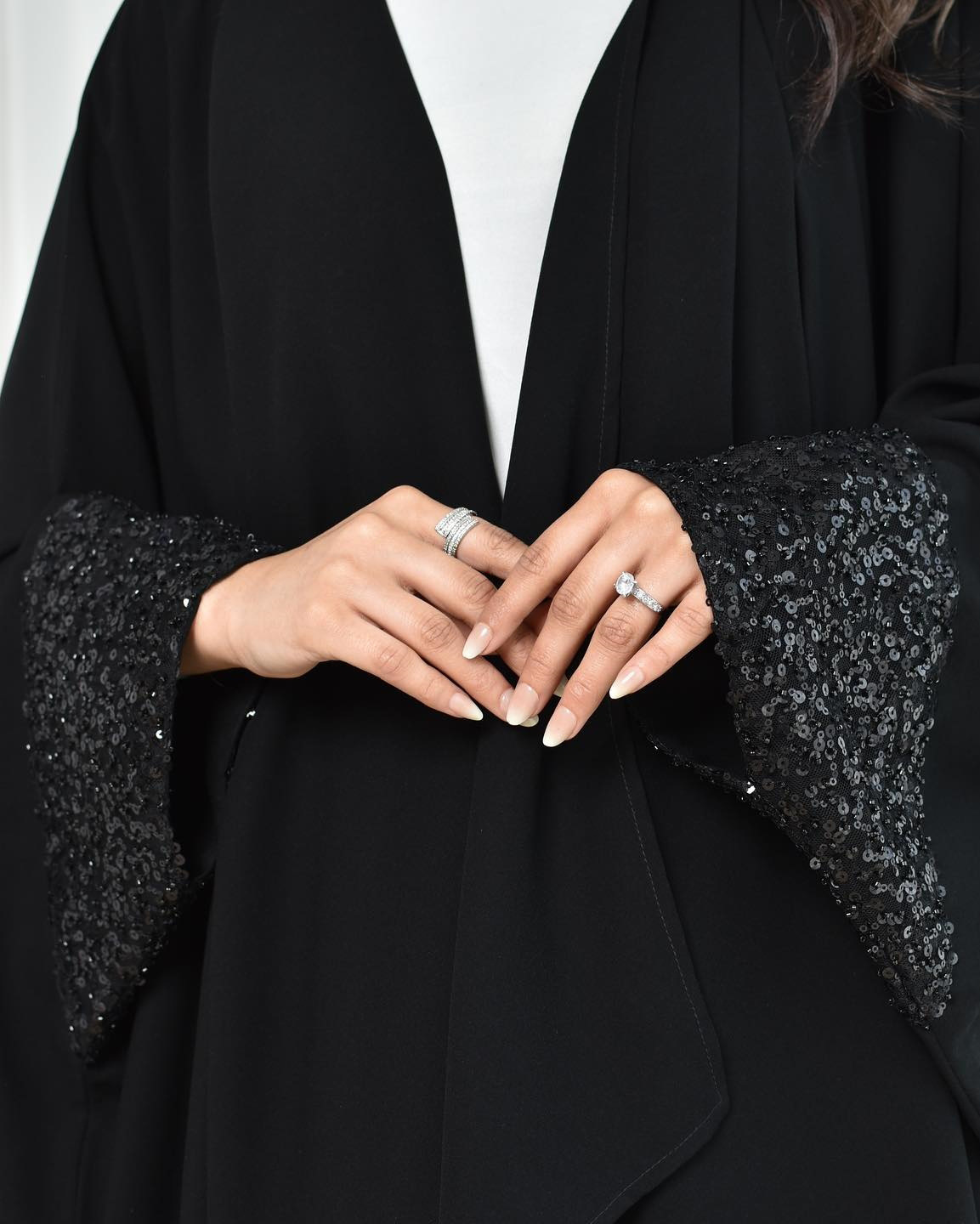 Sahar Al Fajr - Abaya