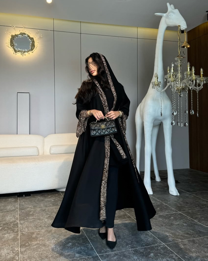 Leen Al Hadee - Abaya With Hijaab