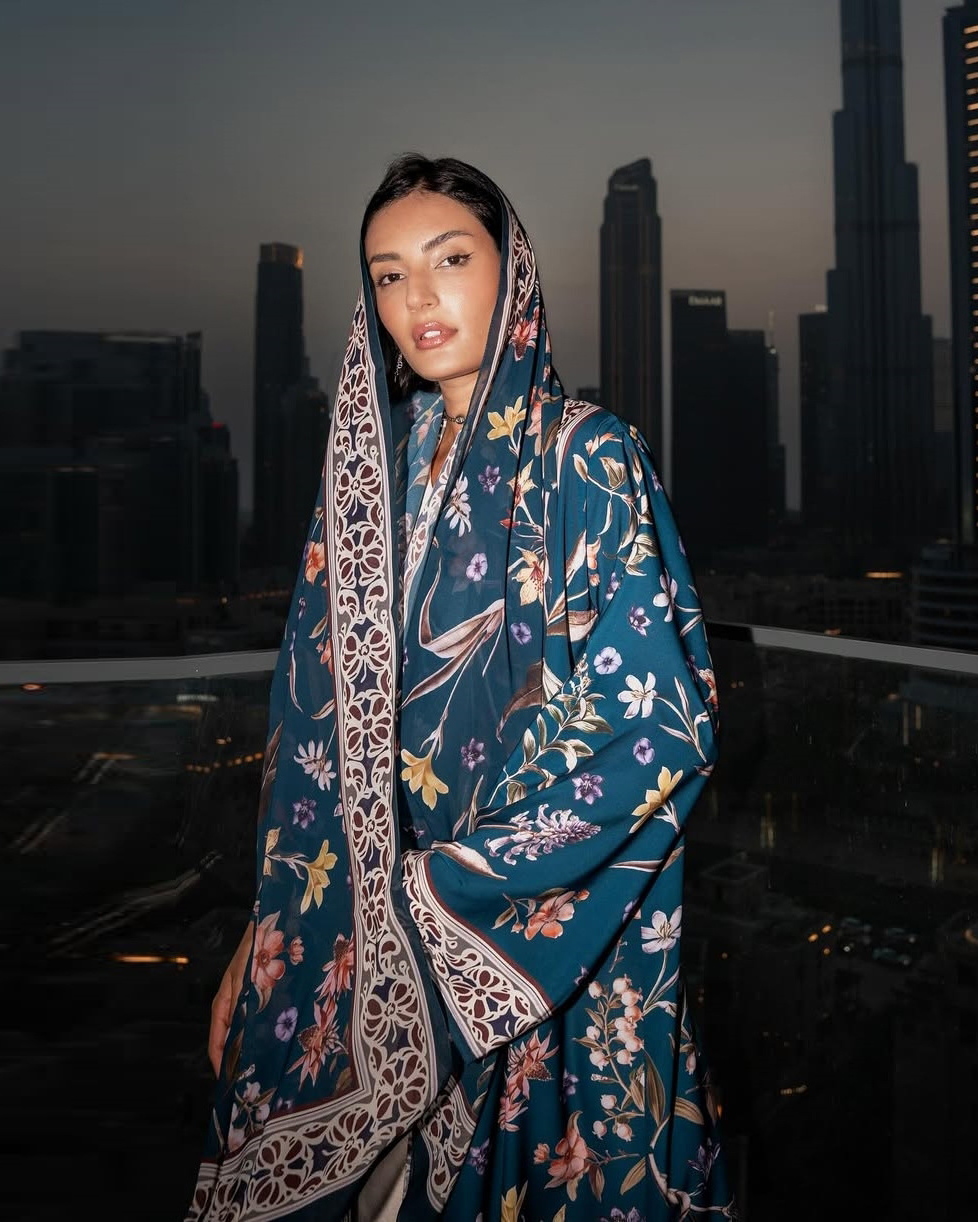 Sumaya Al Ward - Abaya With Hijaab