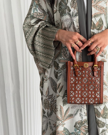 Sana Al Jamal - Abaya